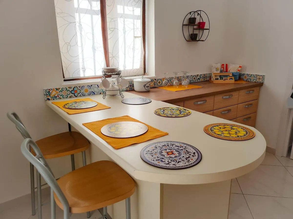 Alina Guest House Palermo Italy