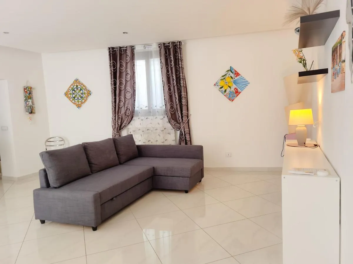Alina Guest House Palermo 0*,  Italy